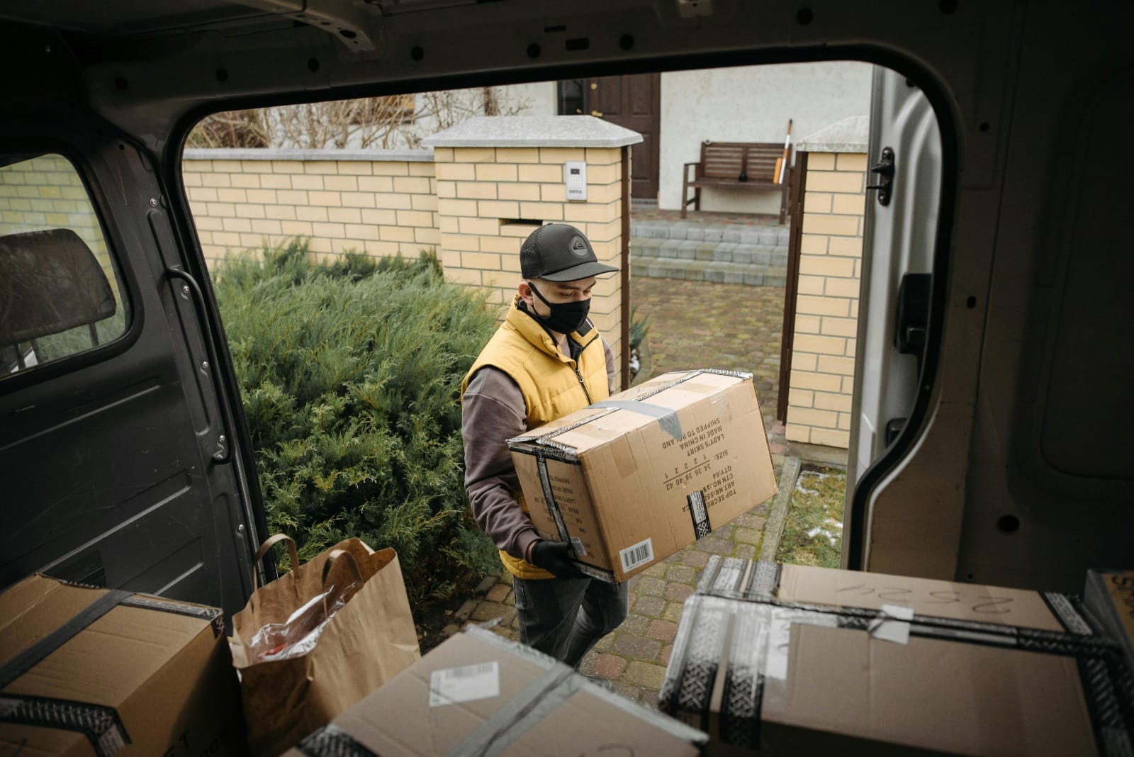 Affordable Man and Van Solutions for Home Relocation