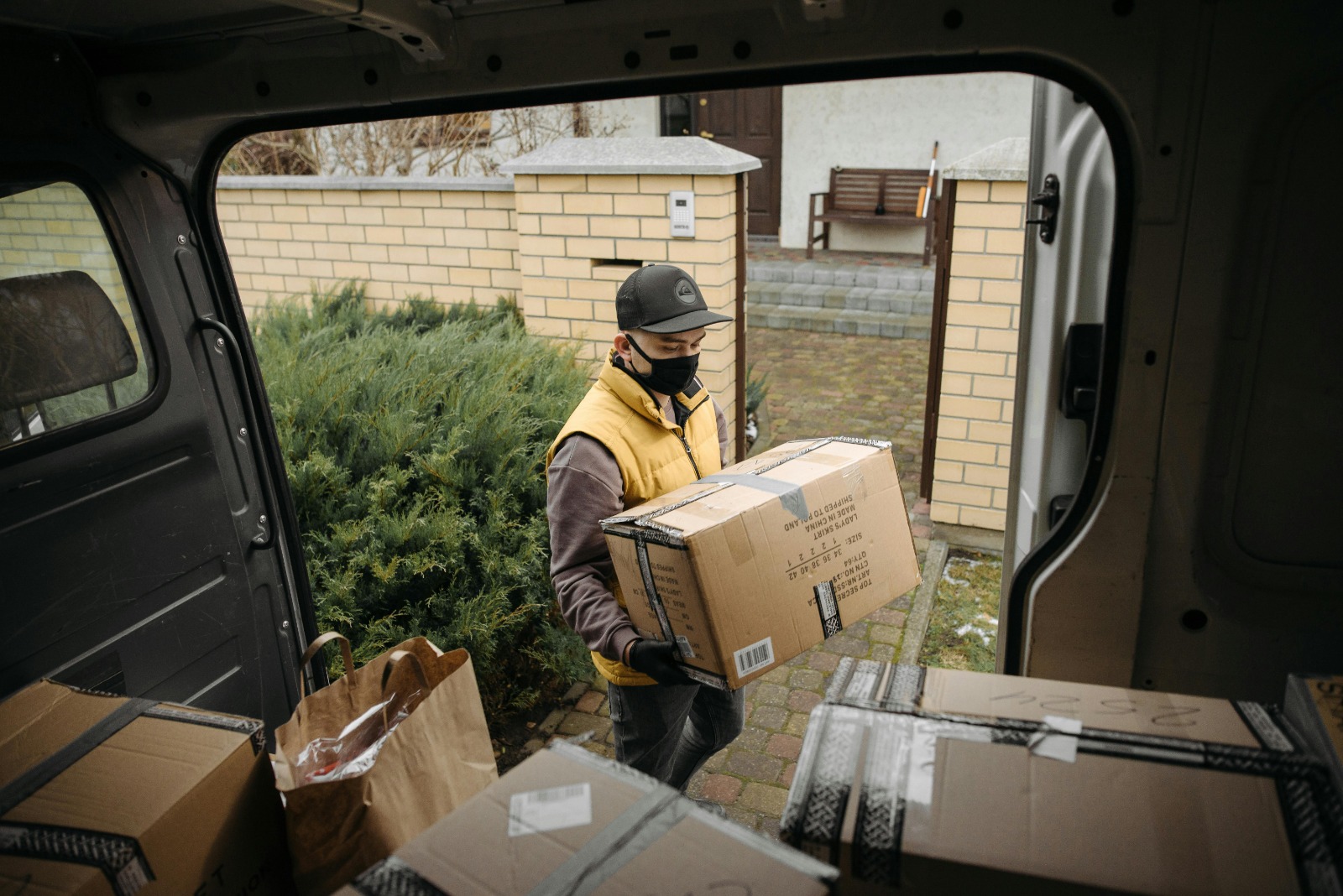Affordable Man and Van Solutions for Home Relocation
