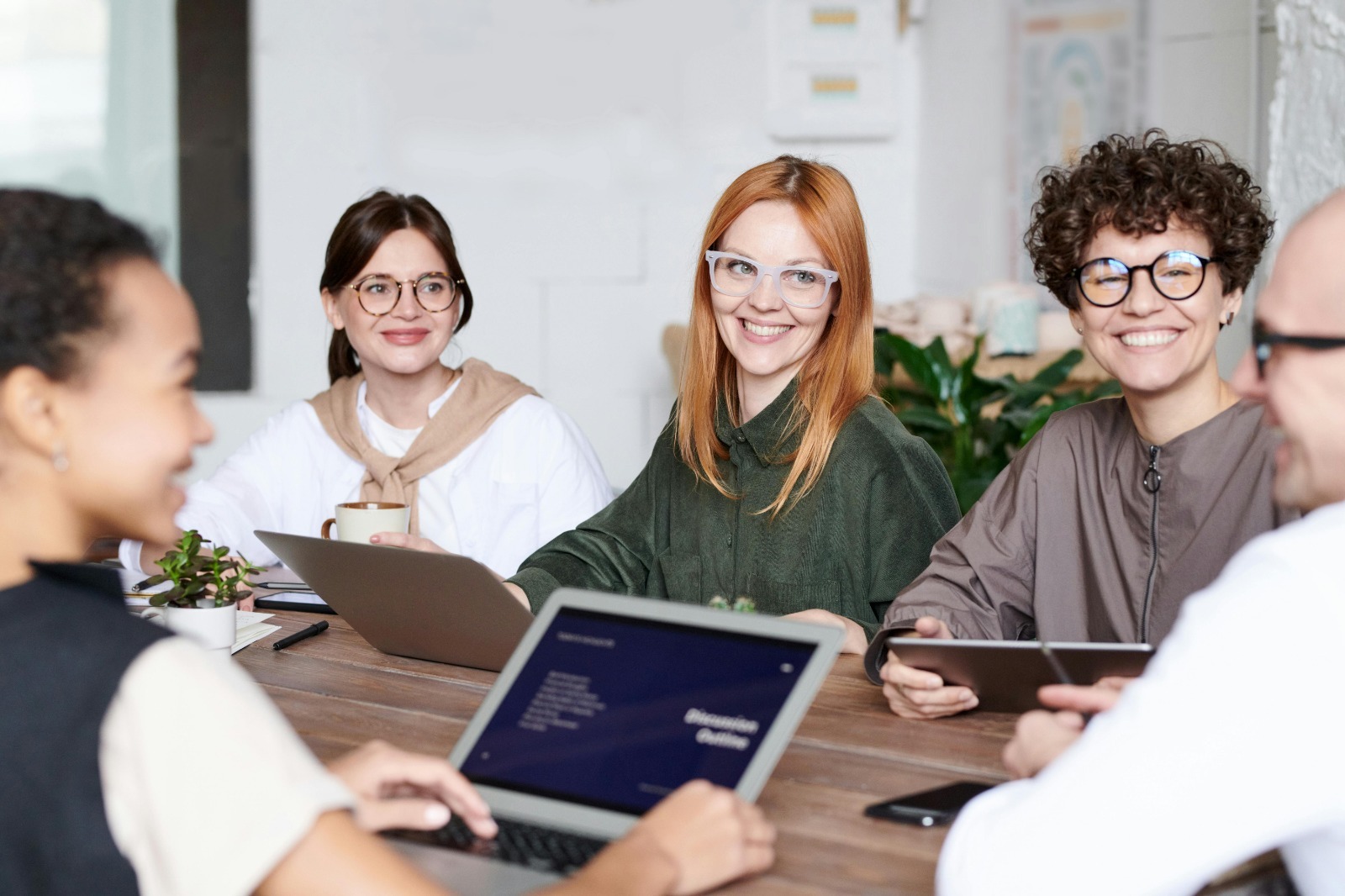 Safety chat platforms that align technology with safety leadership