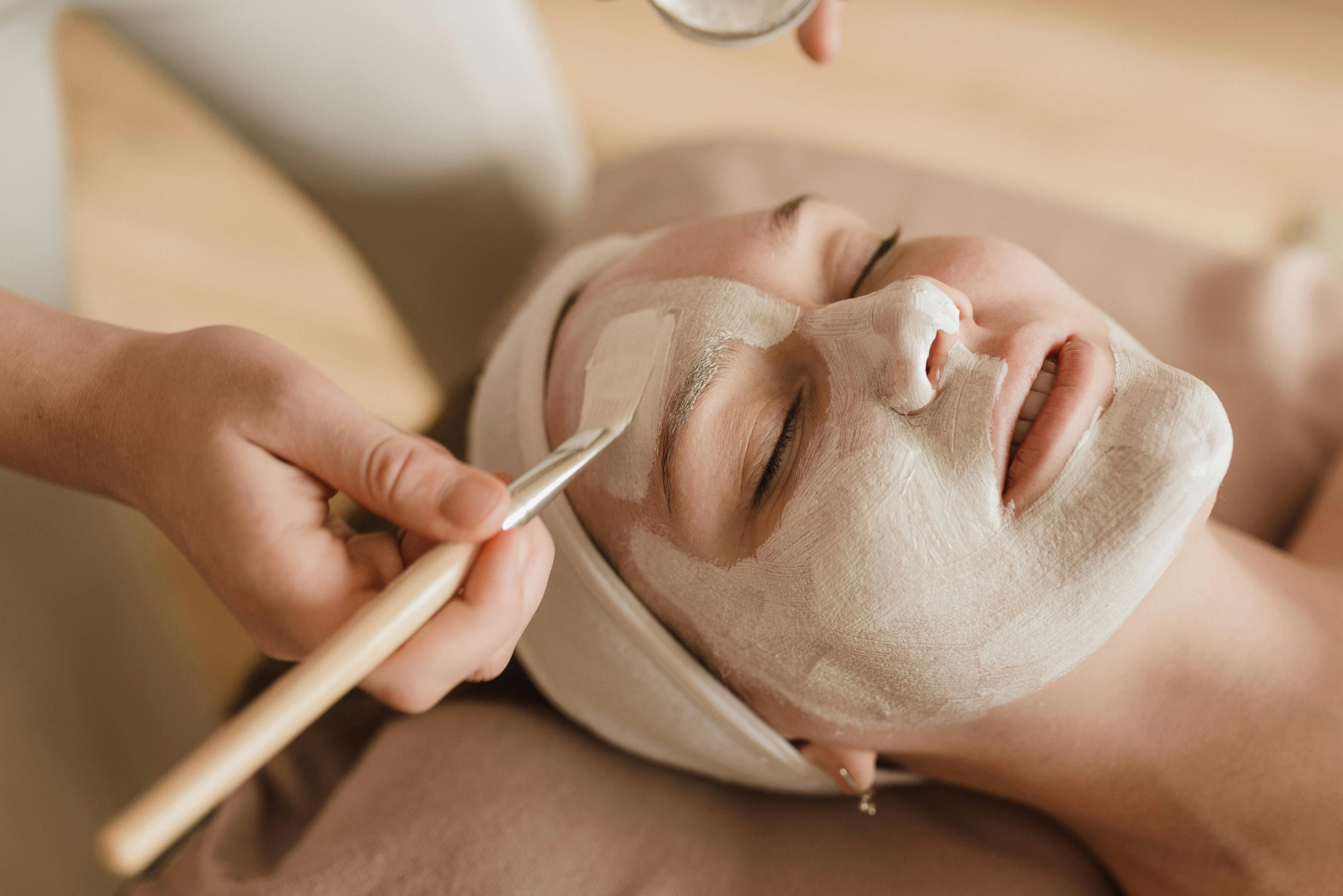 Your Guide to Choosing the Right Spa honolulu for Glowing Skin
