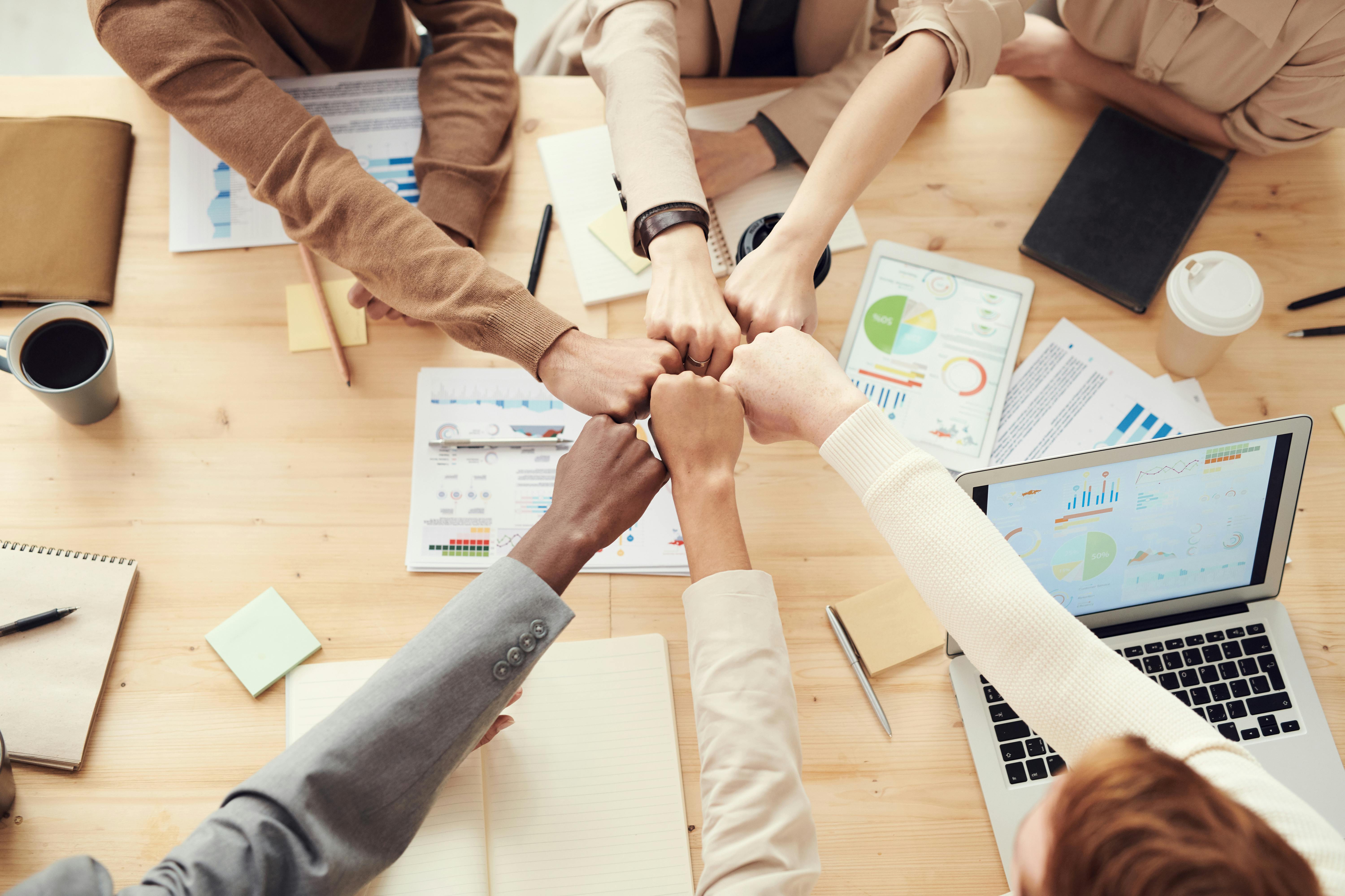 Achieve Organizational Success with a Professional Corporate Coach