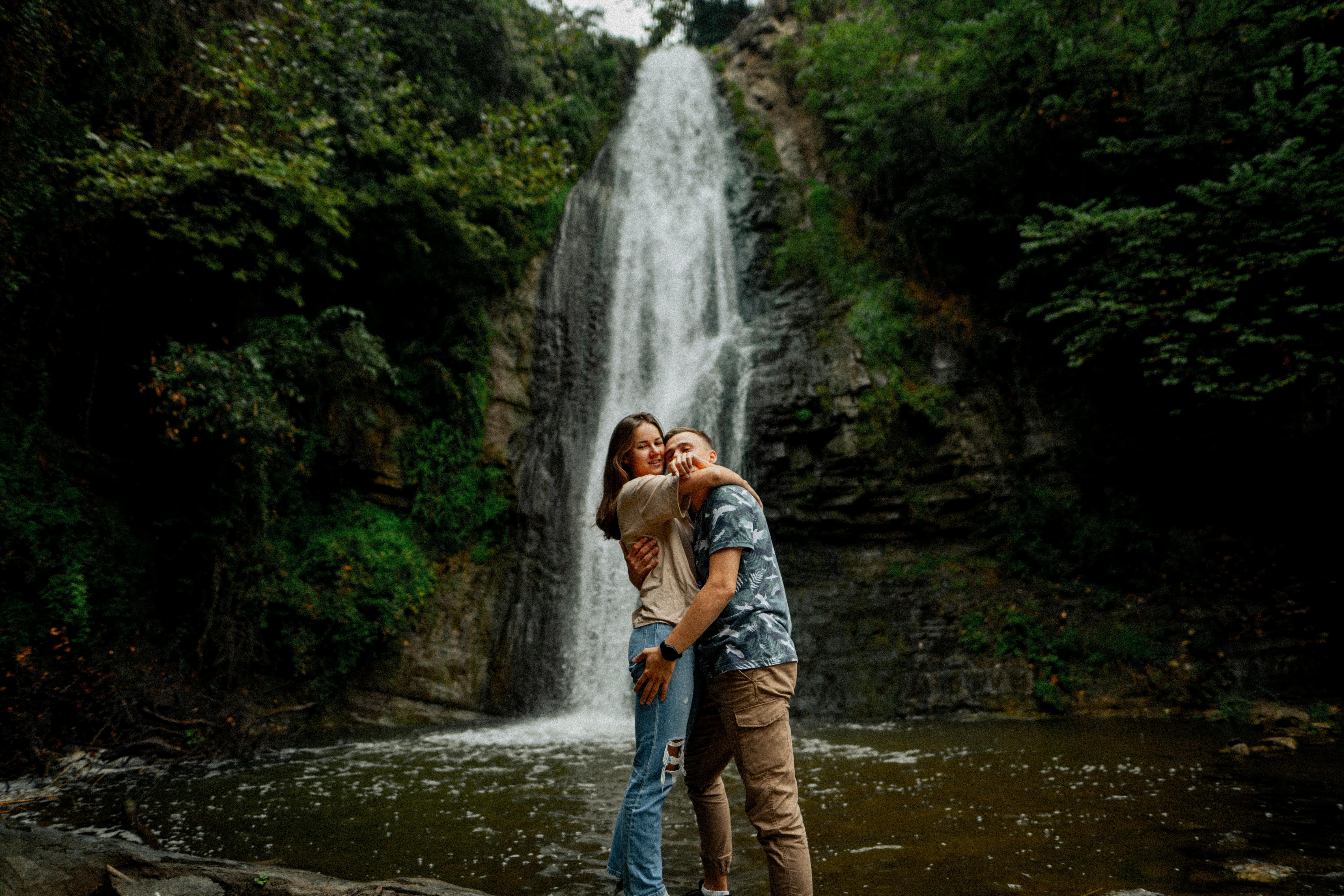 Columbia Gorge Adventures: Explore Waterfalls Without Parking Stress
